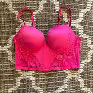 Victoria’s Secret very sexy push-up bra size 38C